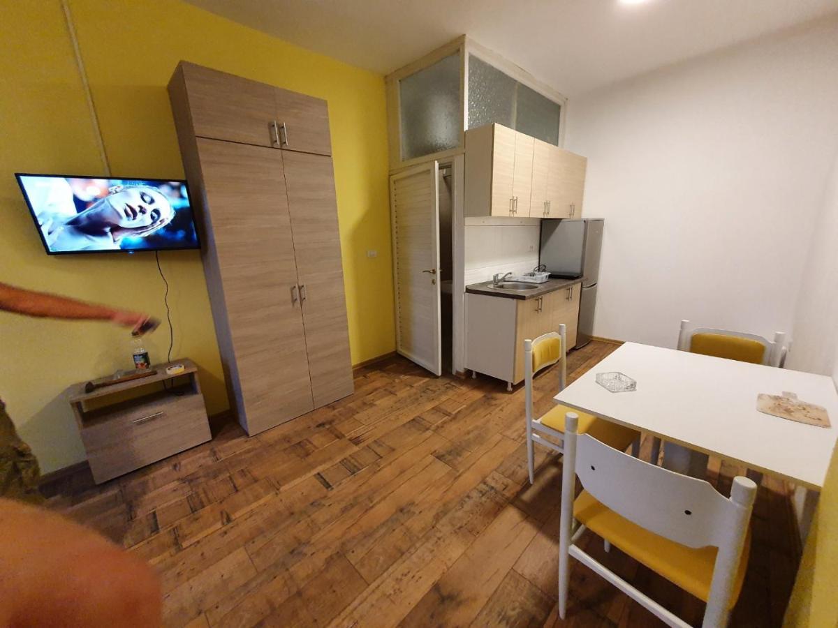 Apartmani Sarti บันยาลูกา ภายนอก รูปภาพ